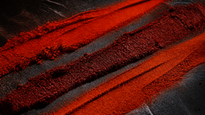 Paprika doux, fort ou fumé : origines, différences et usages